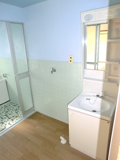 洗面設備　※同一物件内別部屋の写真