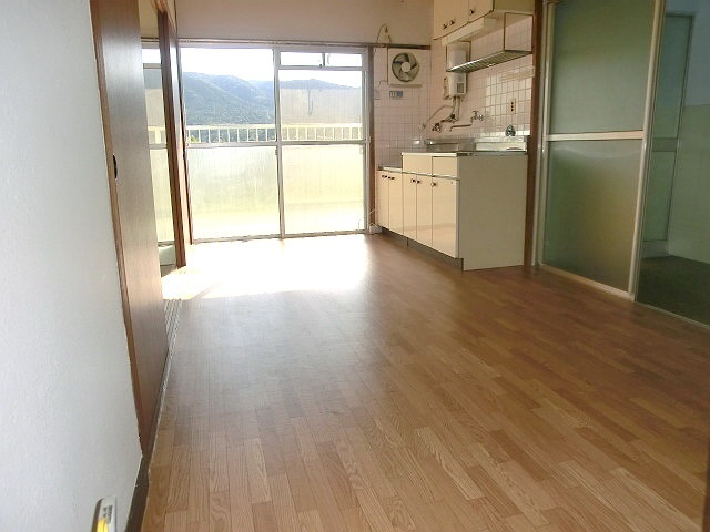 キッチン　※同一物件内別部屋の写真