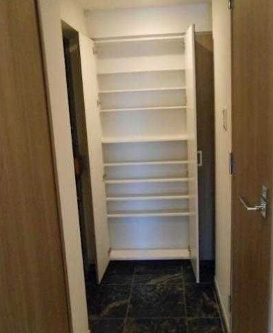 玄関　参考写真：別部屋タイプ