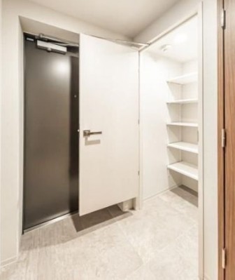 玄関　ウェルスクエア中延II（別部屋参考画像）