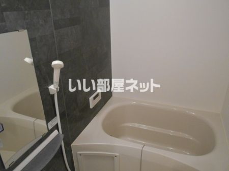 ＪＲ山陽本線 向洋駅 徒歩25分 3階建 築8年の風呂写真