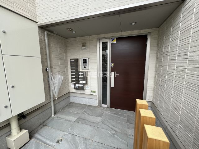 ＪＲ山陽本線 向洋駅 徒歩25分 3階建 築8年の外観写真