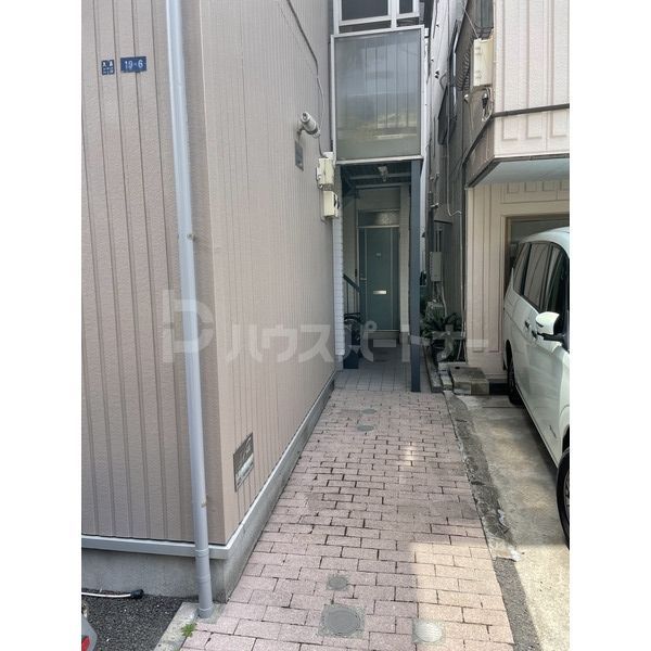 エントランス　庭