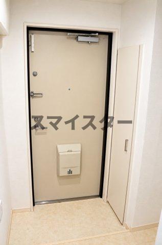 東武野田線 鎌ケ谷駅 徒歩2分 4階建 築13年の玄関写真
