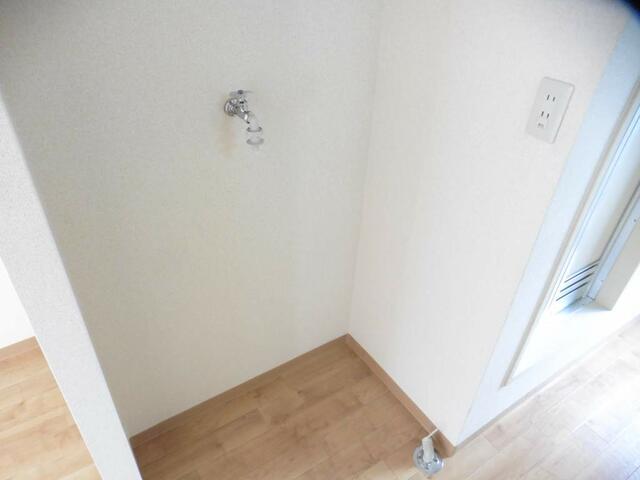 その他設備　洗濯機置場