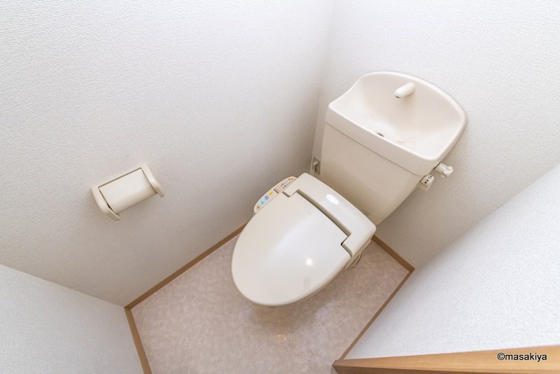 トイレ　トイレ　ウォシュレット付