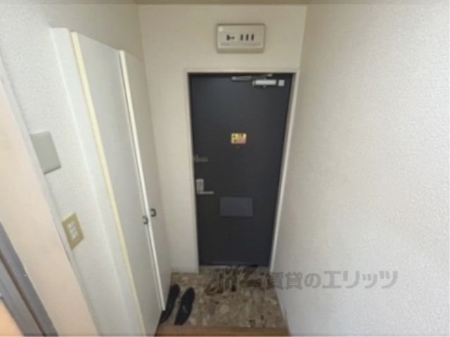 大和高田第15マンションの玄関写真