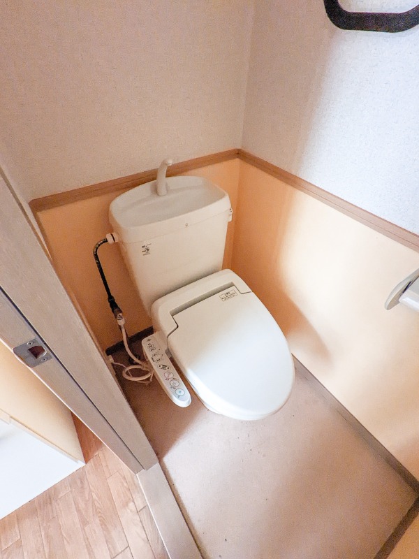 トイレ　図面と現状に相違がある場合には現状を優先