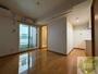 居室・リビング　広くてキレイなお部屋が広がっていて、充実した生活が送れそう。
