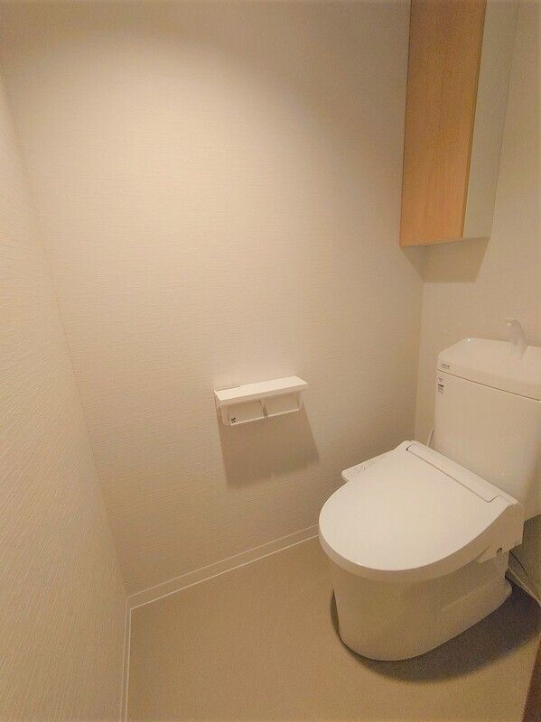 トイレ　ゆったりとした空間のトイレです