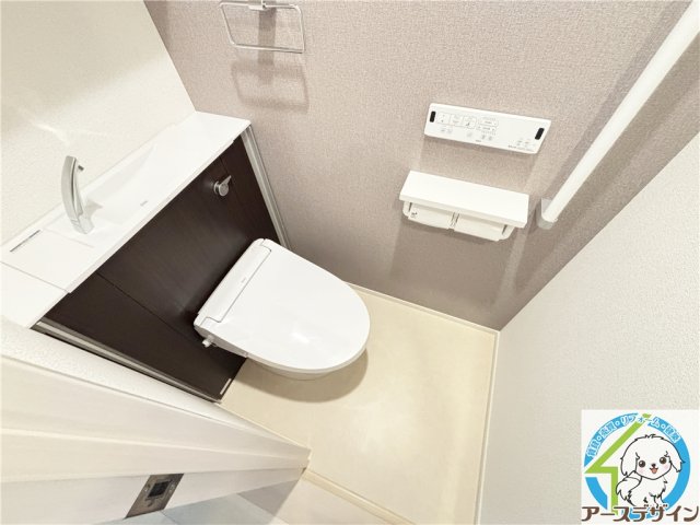 トイレ　同施工メーカーイメージ写真