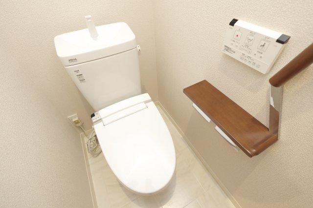 トイレ　別部屋サンプル