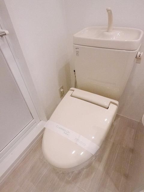 トイレ　★お部屋探しは株式会社タウンハウジング東京まで★