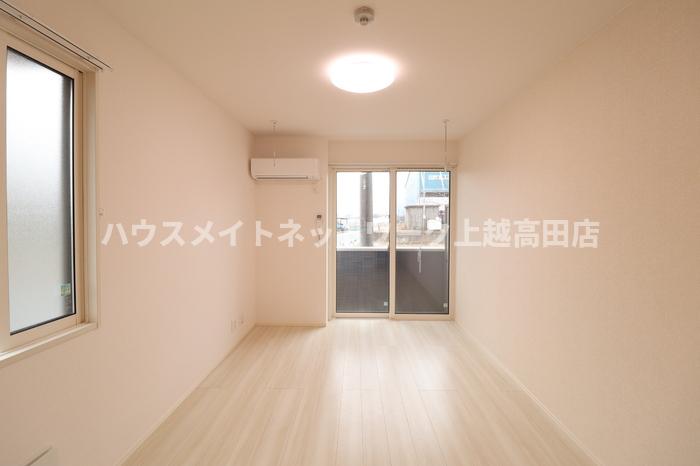 居室・リビング　LDK10.6帖