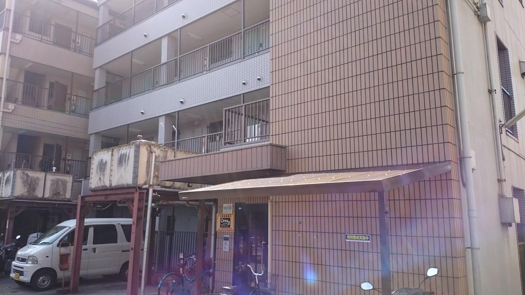 マンション和泉第三の外観写真