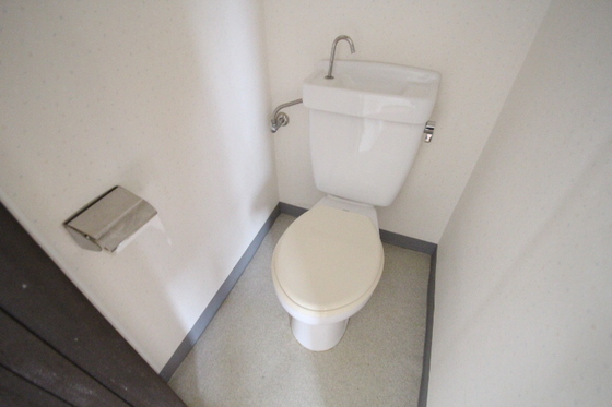 トイレ　※別号屋の写真です