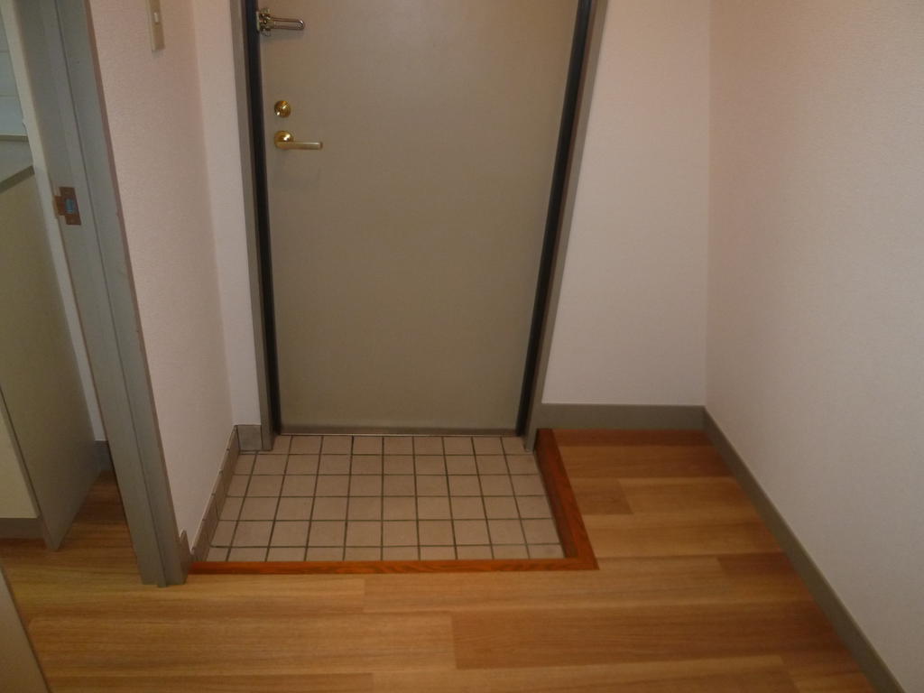 クレフ プレステージの玄関写真