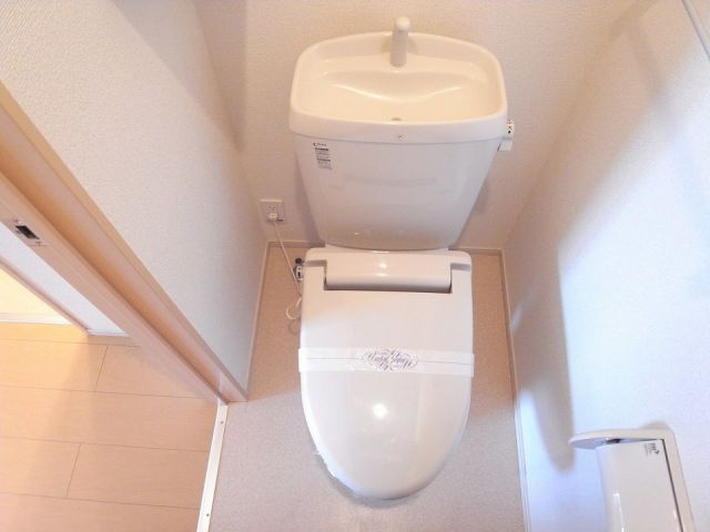 【アグレアーブルVのトイレ】