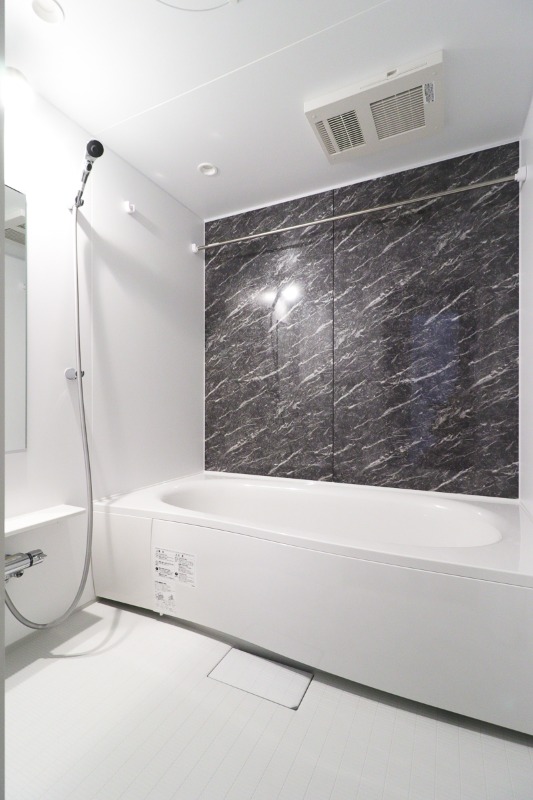 バス・シャワールーム　図面と現状に相違がある場合には現状を優先