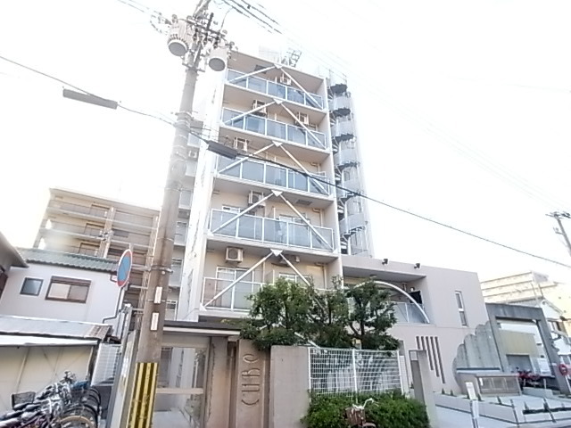 尼崎市東塚口町のマンションの建物外観