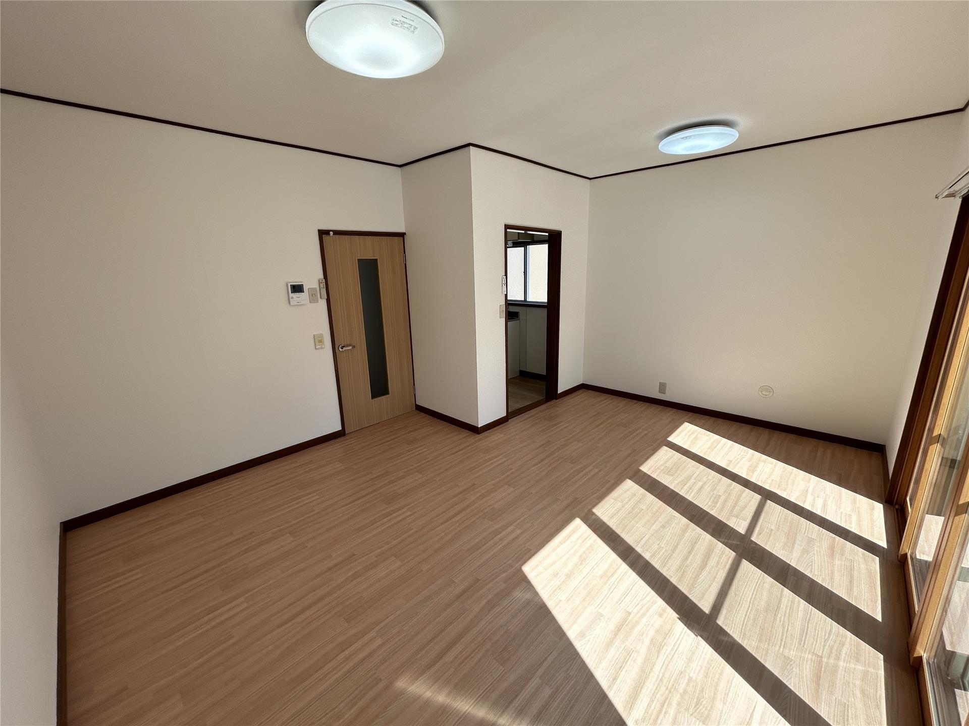 居室・リビング　リビング