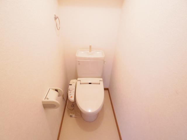【奈良市押小路町のアパートのトイレ】