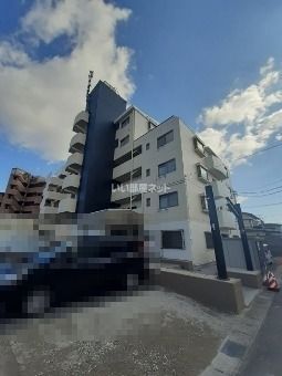 【春日井市稲口町のマンションの建物外観】