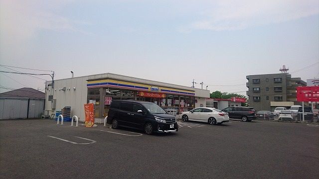 【豊田市上野町のマンションのコンビニ】