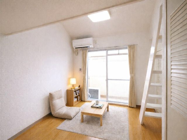 居室・リビング　CGで家具等を配置したもので家具等は含まれません。