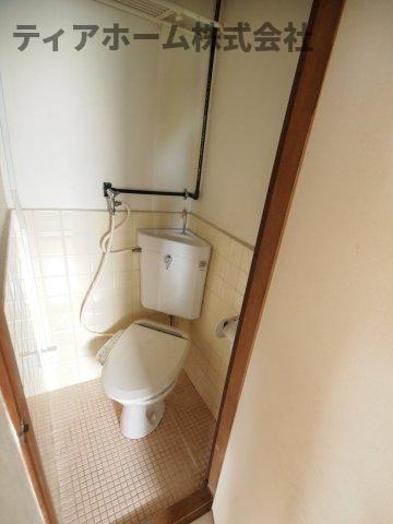 トイレ　落ち着いたトイレです