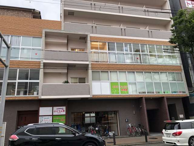 幼稚園・保育園　コスモチャイルド保育園西宮園（幼稚園・保育園）まで386m