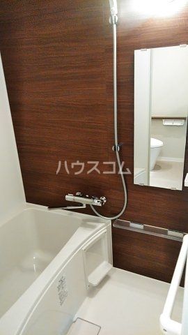 【ラウスパレス三軒茶屋のバス・シャワールーム】