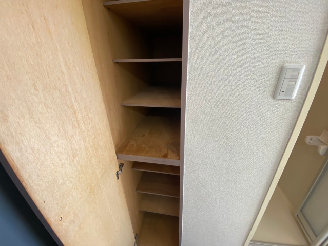 玄関　シューズボックス