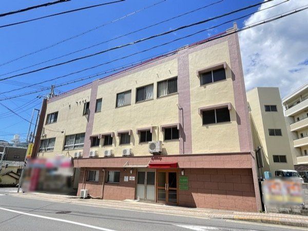 アムール扇町の建物外観