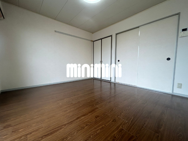 その他部屋・スペース　エアコン付き洋間