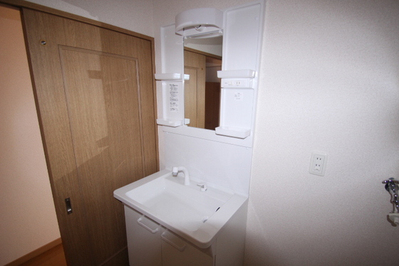 洗面設備　※別号室のお部屋となります。