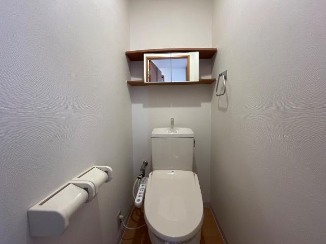 トイレ　トイレ