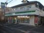 コンビニ　ファミリーマート朝霞本町二丁目店（コンビニ）まで80m