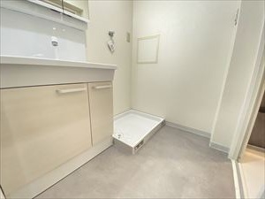洗面設備　独立洗面台　室内洗濯機置場