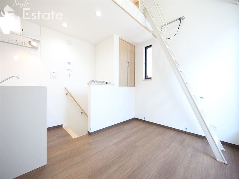 居室・リビング　リビング