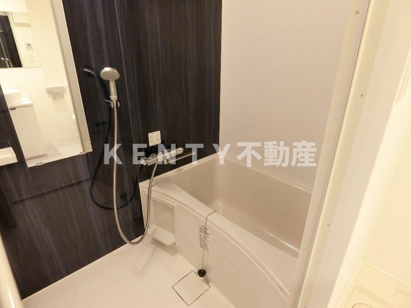 バス・シャワールーム　日々の疲れを癒すお風呂付です