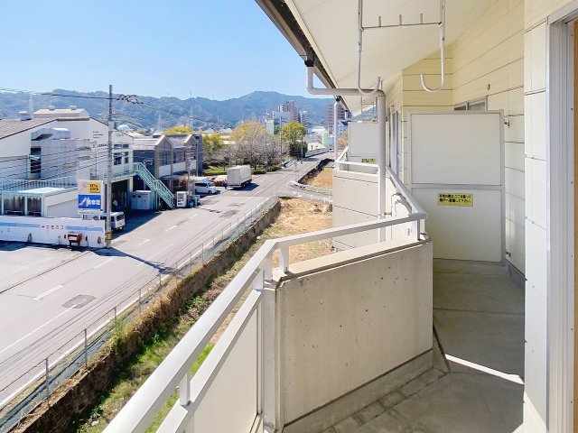 バルコニー　2026年3月撮影※現況を優先いたします。