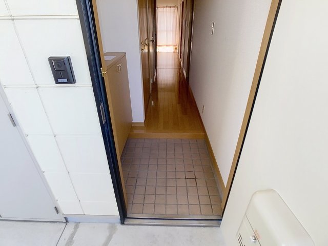 玄関　2026年3月撮影※現況を優先いたします。