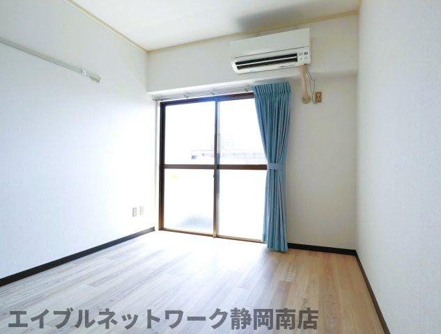 居室・リビング　おしゃれなリビングです