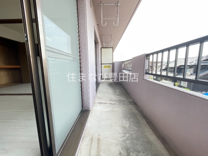 バルコニー　同型別部屋写真