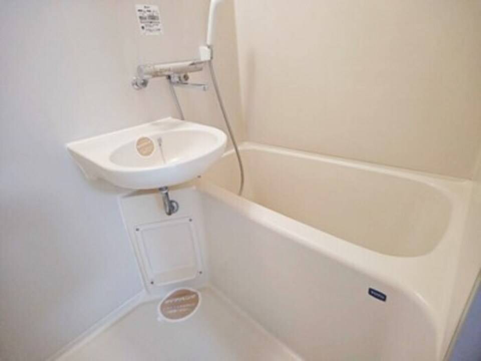 バス・シャワールーム　浴室