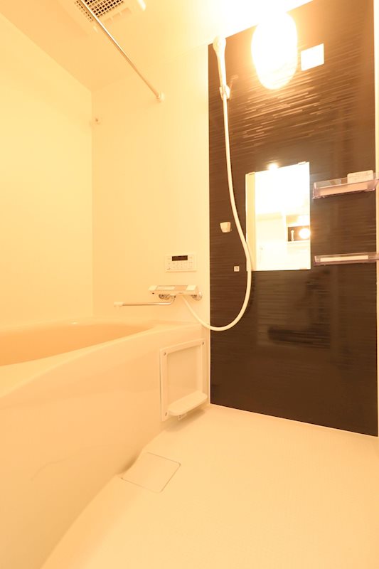 バス・シャワールーム　同シリーズ物件の写真です。