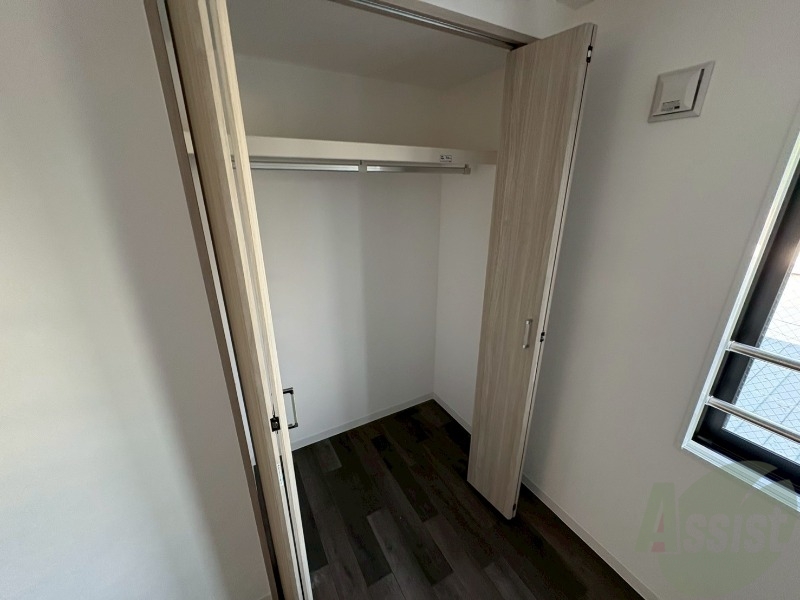 収納　クローゼットがありました。お洋服や荷物はここへ