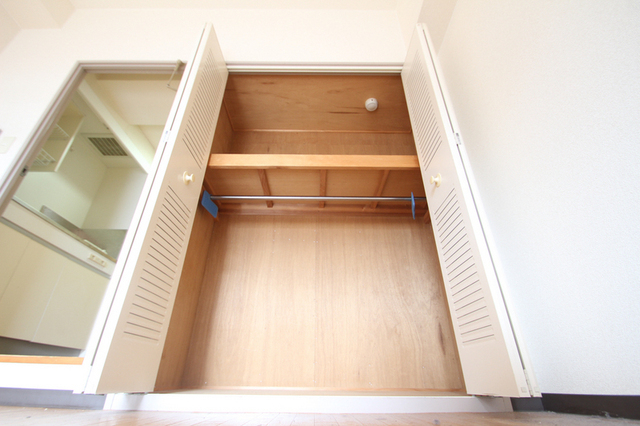 収納　※別室の参考写真です。