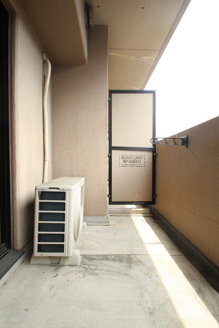 バルコニー　※別室の参考写真です。